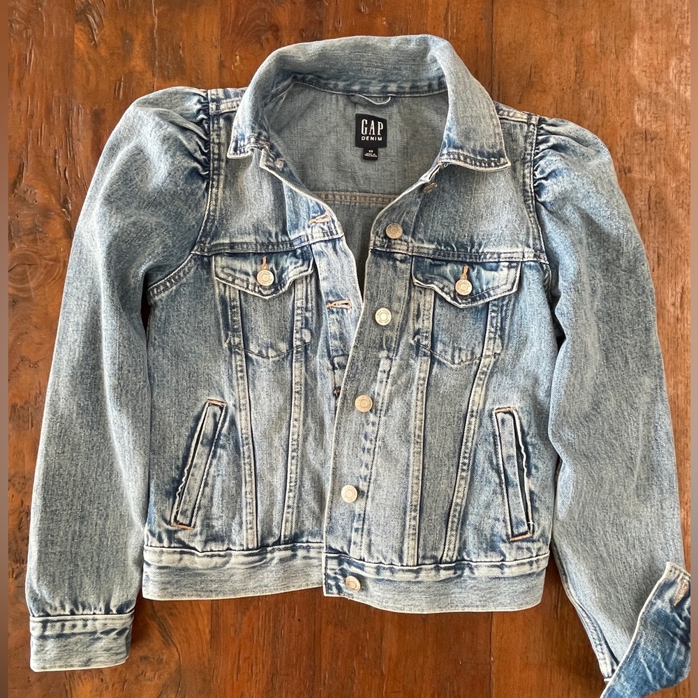 Gap puff sleeve icon denim jacket